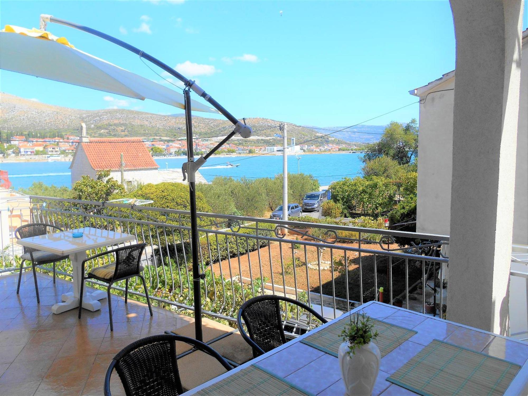 Apartments Bresan Trogir Room photo